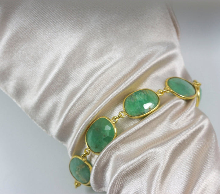 Chrysoprase Bracelet Green Chain Link Beaded 14k Gold Filled Adjustable 7 8 Inches Natural Soft Pale Green Colors simple Faceted Off Round