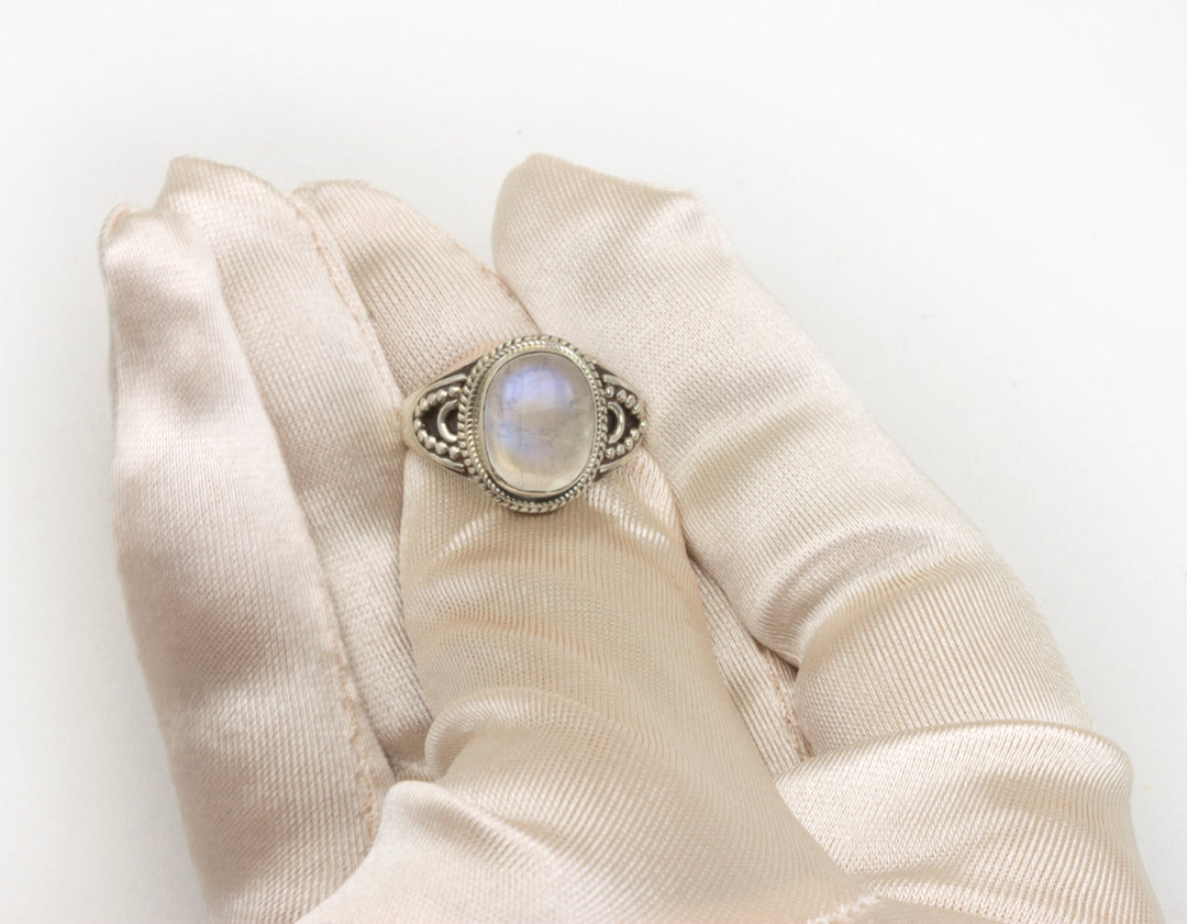 Blue Moonstone Ring Sterling Silver Oval Cut Cabochon Size 7 Blue Iridescent Bezel Set Classic Design