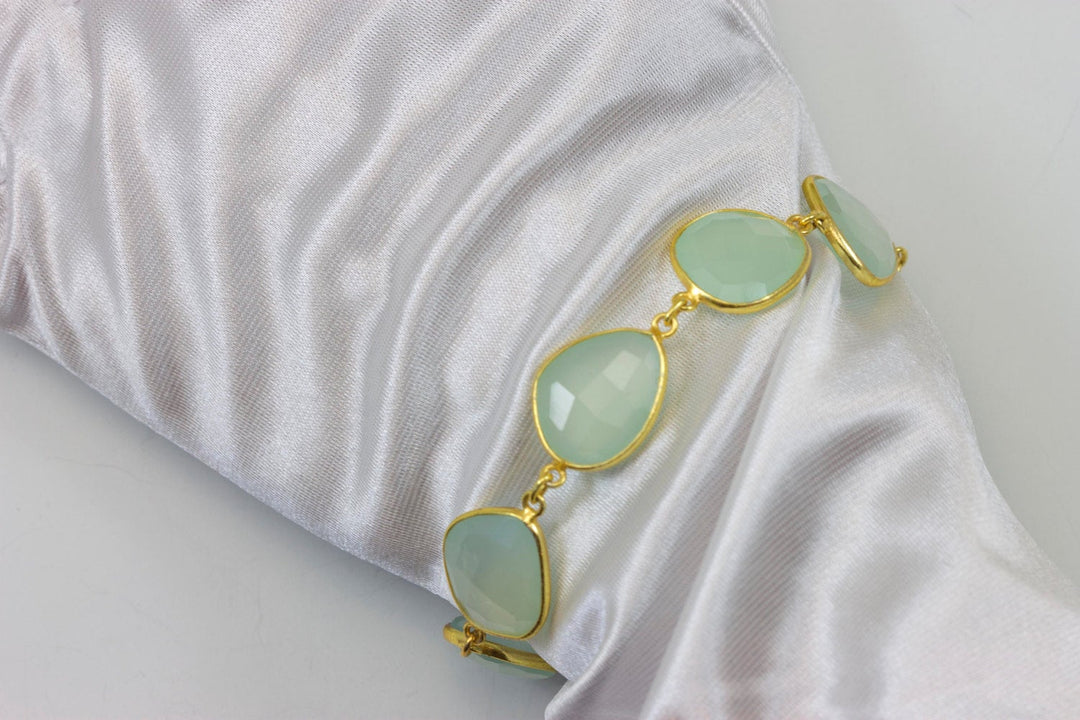 Chalcedony Bracelet Green Chain Link Beaded 14k Gold Filled Adjustable 7 8 Inches Natural Soft Pale Green Colors simple Faceted Off Round
